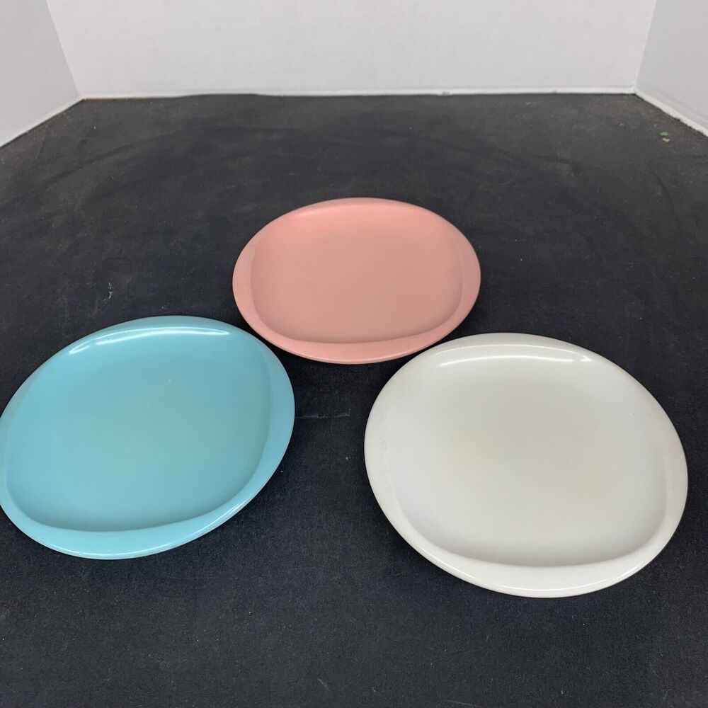 Vintage (3) Boonton Ware Melamine Dessert Plates 1105-6 1/2 USA Pink,blue,white